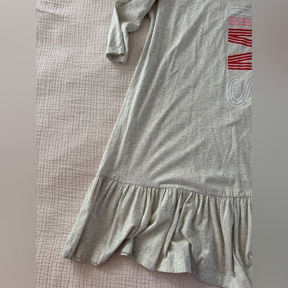 One Child dress - Picture 3 of 6